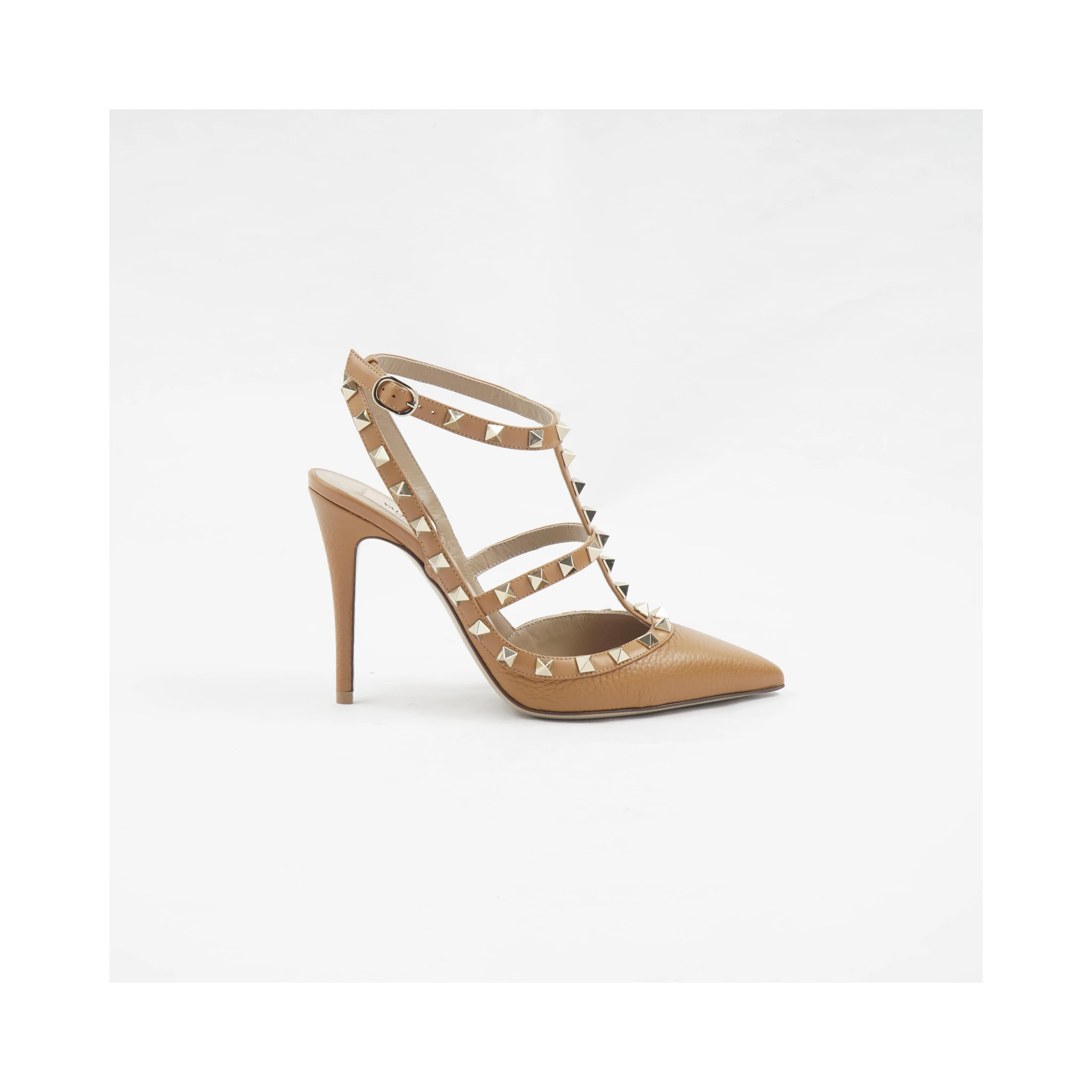 Rockstud ankle strap pumps