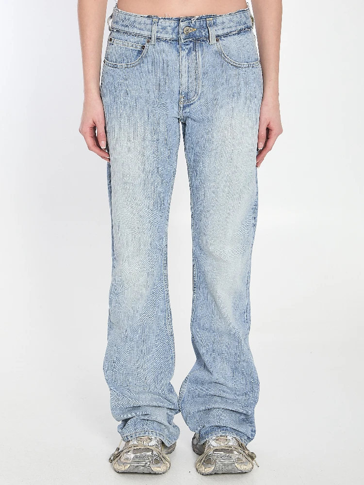Low-rise jeans
