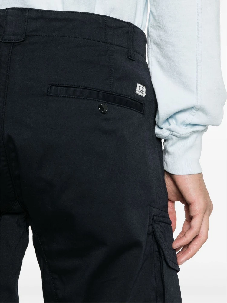 Lens-detail cargo shorts alternative