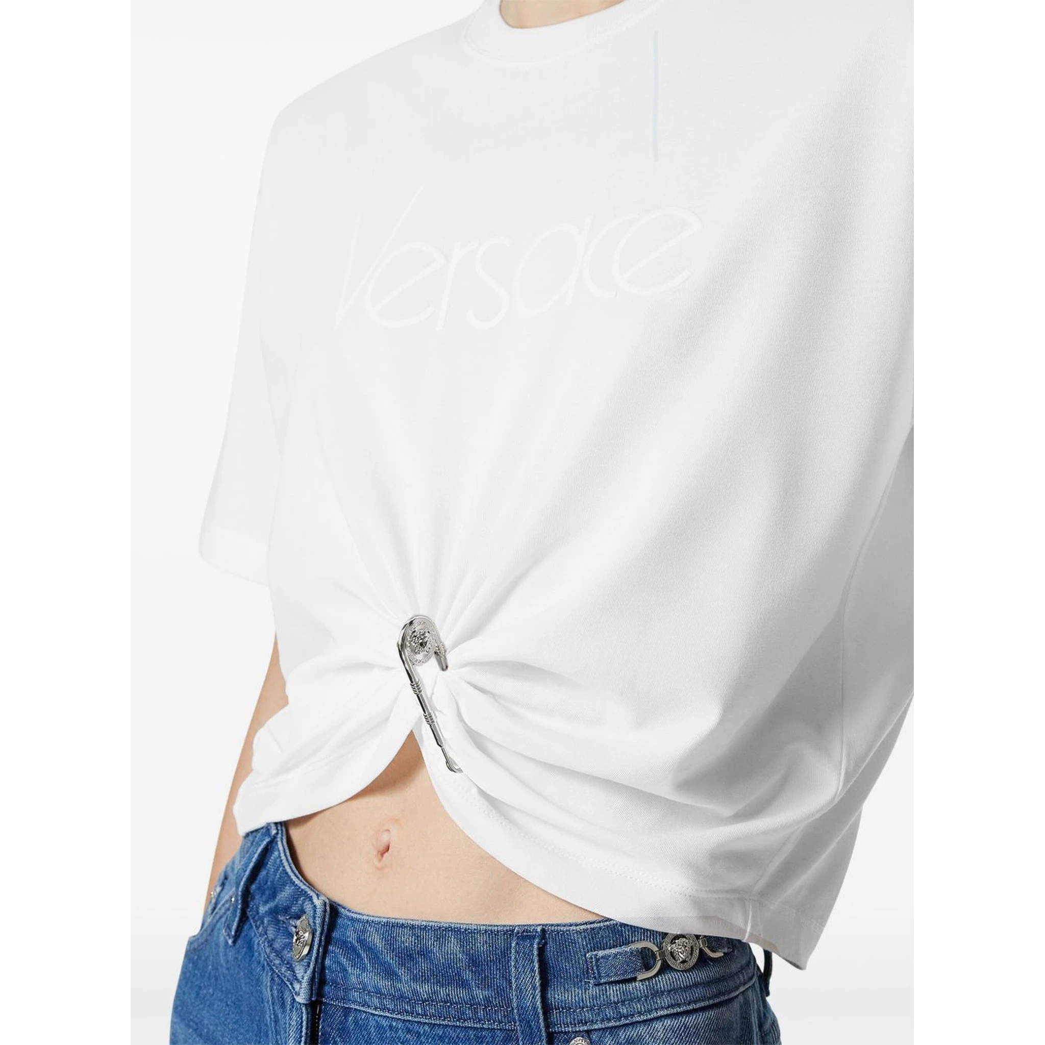logo-embroidered T-shirt