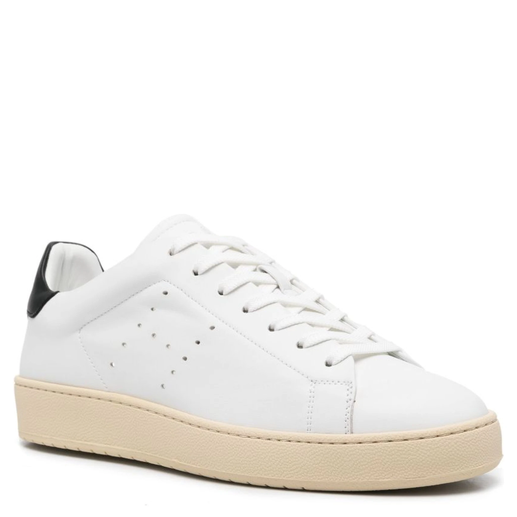H672 Sneakers In White