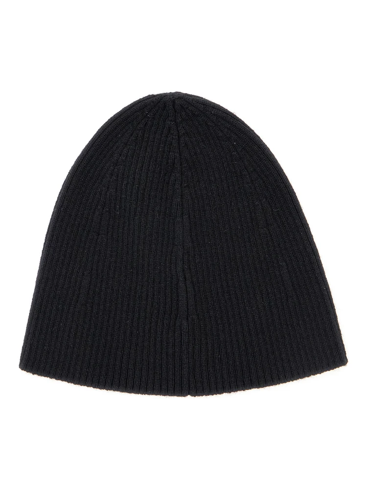 Black Beanie with Logo Patch in Cashmere Man alternative