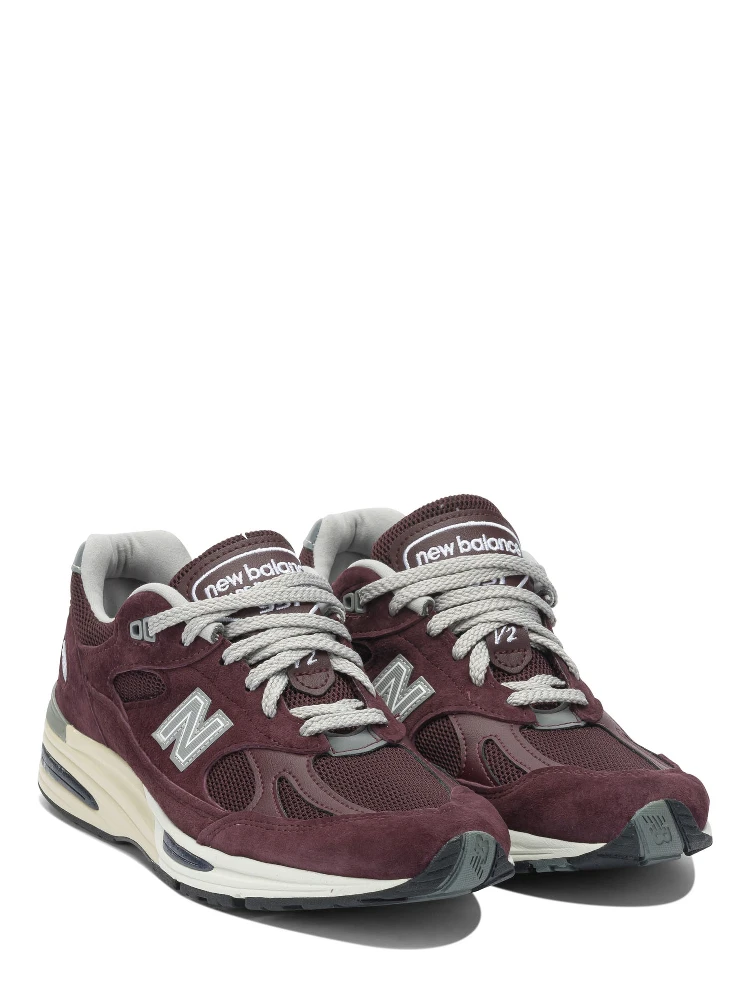 "991 V2" sneakers alternative