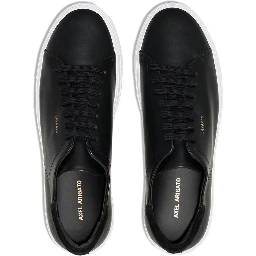 90 Clean Black Low Top Sneakers with Logo Lettering on the Side in Leather Man