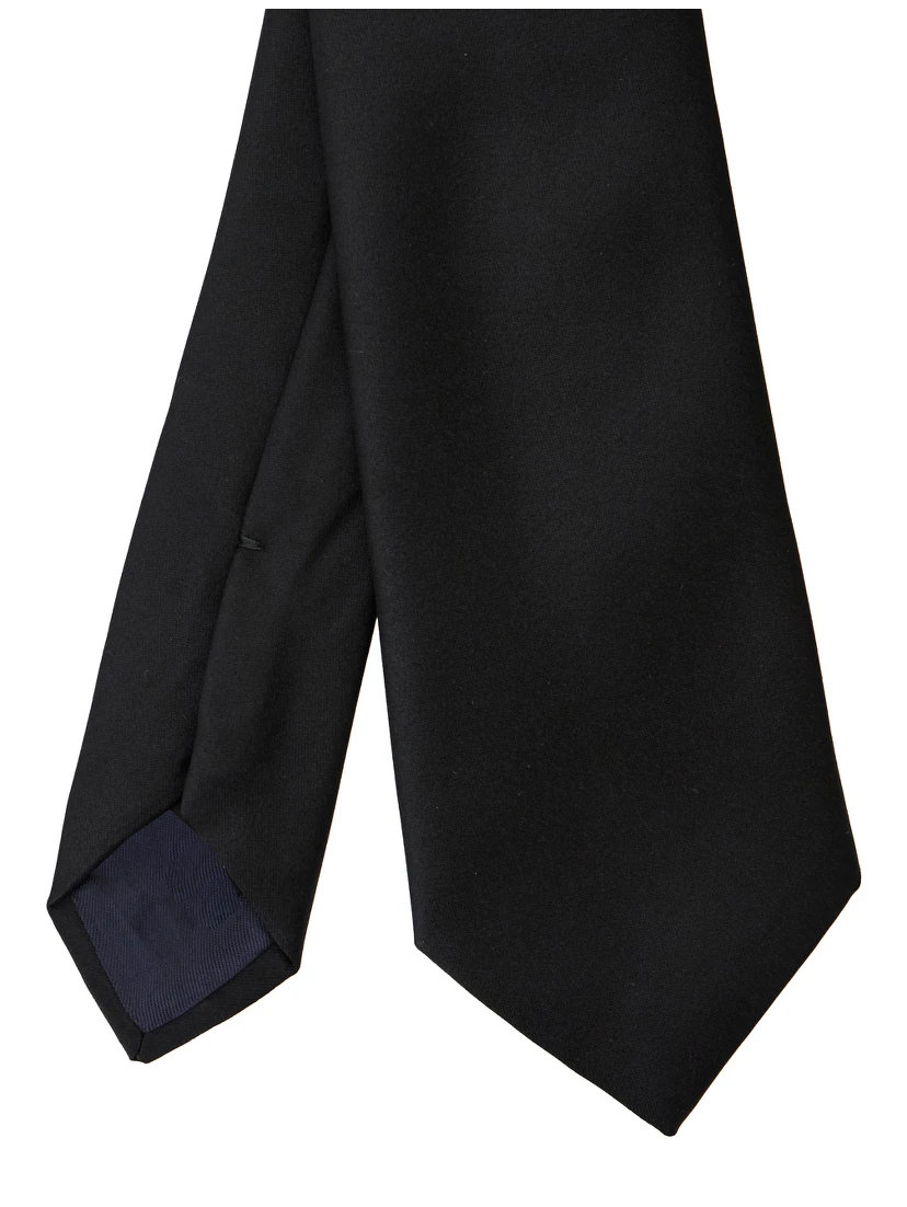 Black Classic Tie in Fabric Man