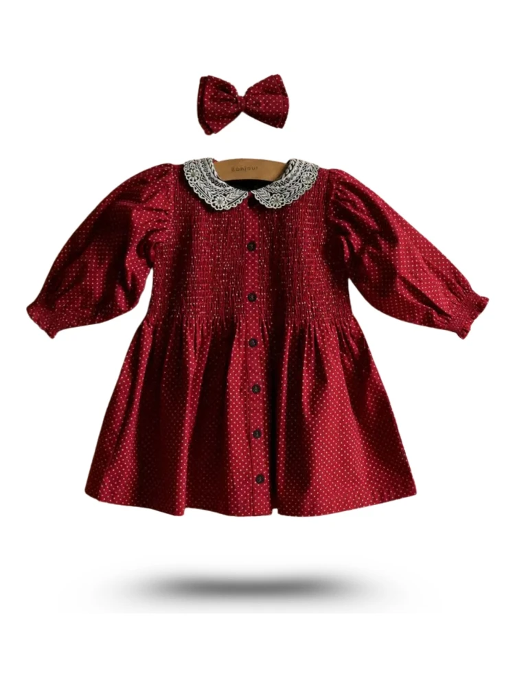 DRESS WITH HAIR CLIP