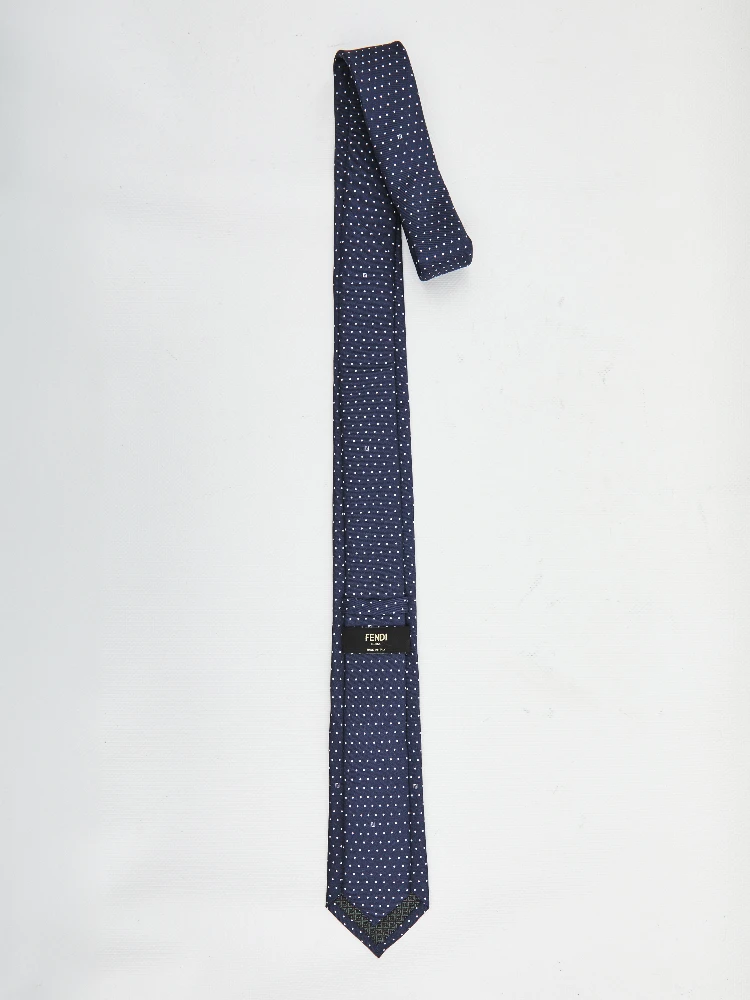 Blue silk tie alternative