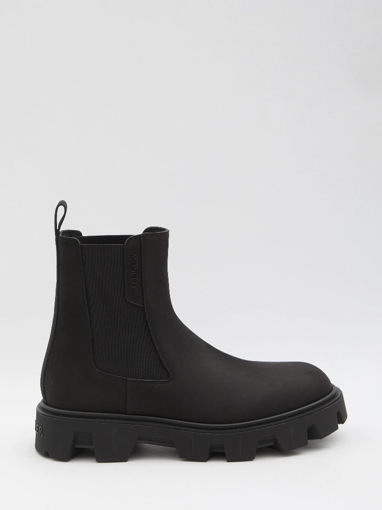 Chelsea Peak City boots in nubuck.