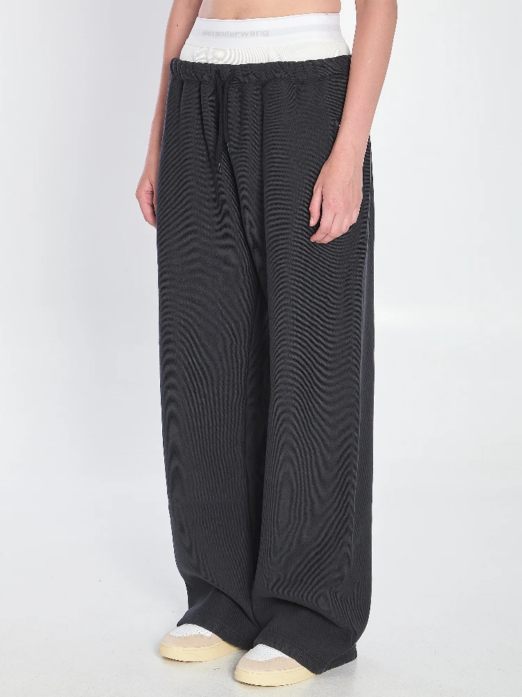 Sweatpants with brief alternative