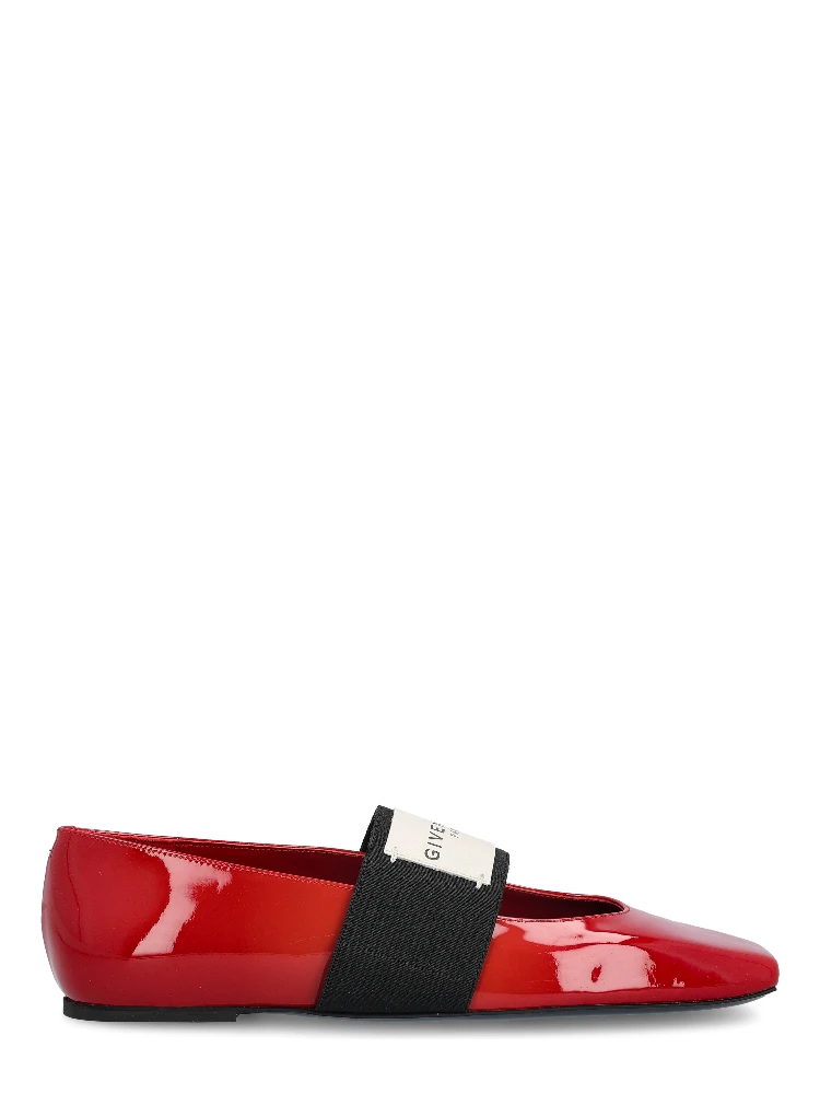 Givenchy Flat shoes