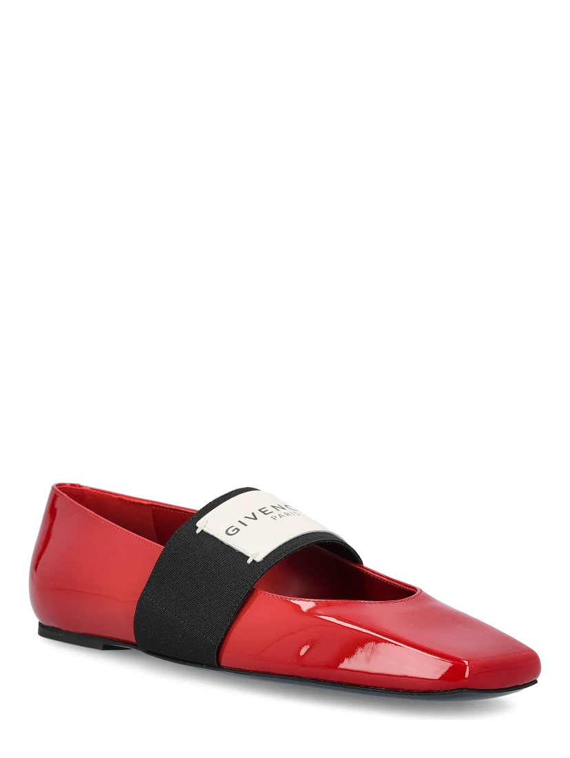 Givenchy Flat shoes