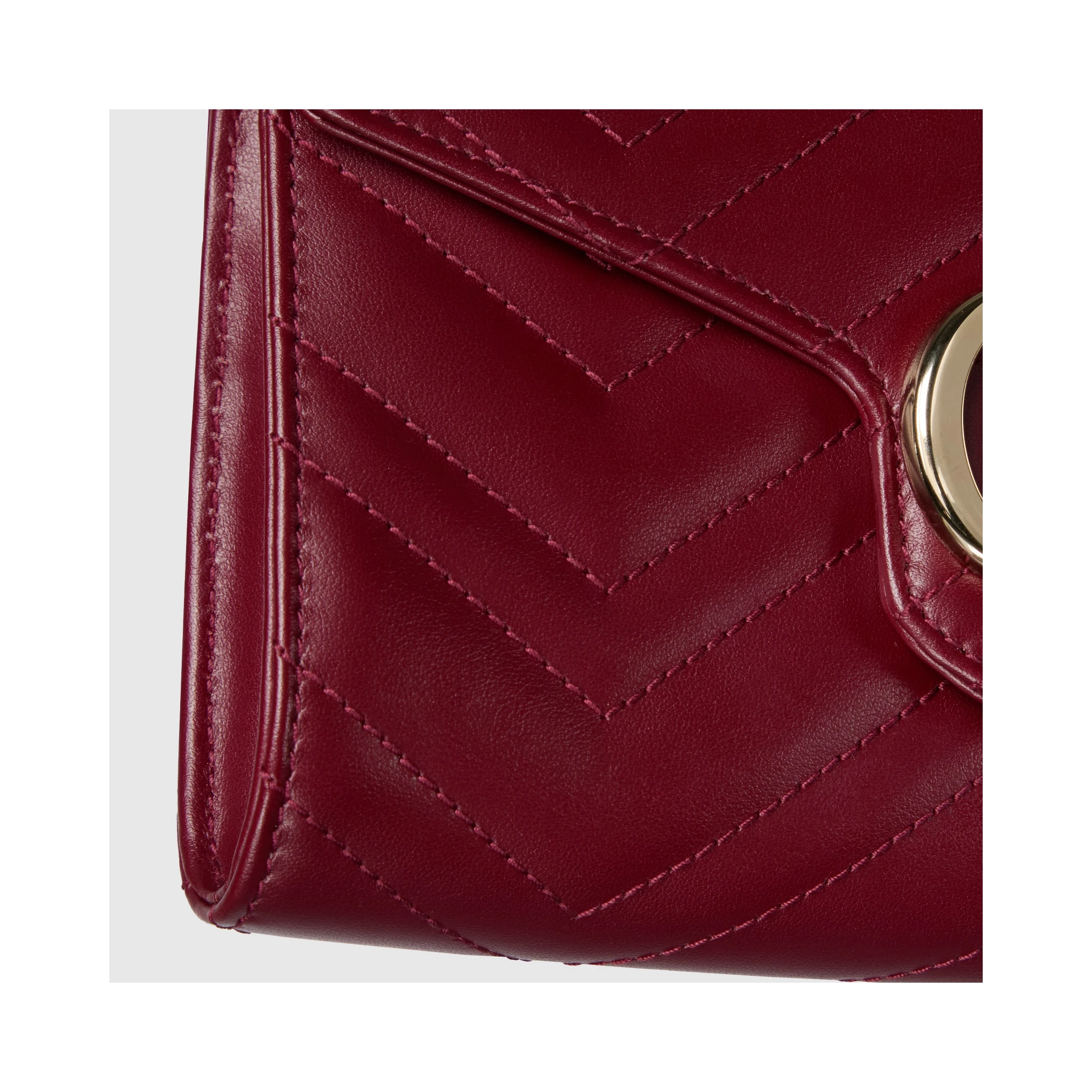 GG Marmont wallet on chain