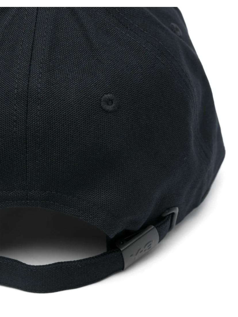 logo-embroidered cap