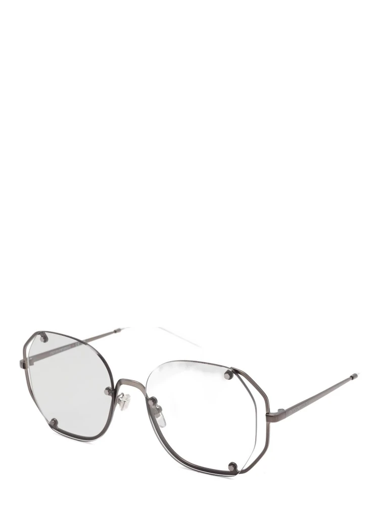 Irregular-shaped sunglasses alternative