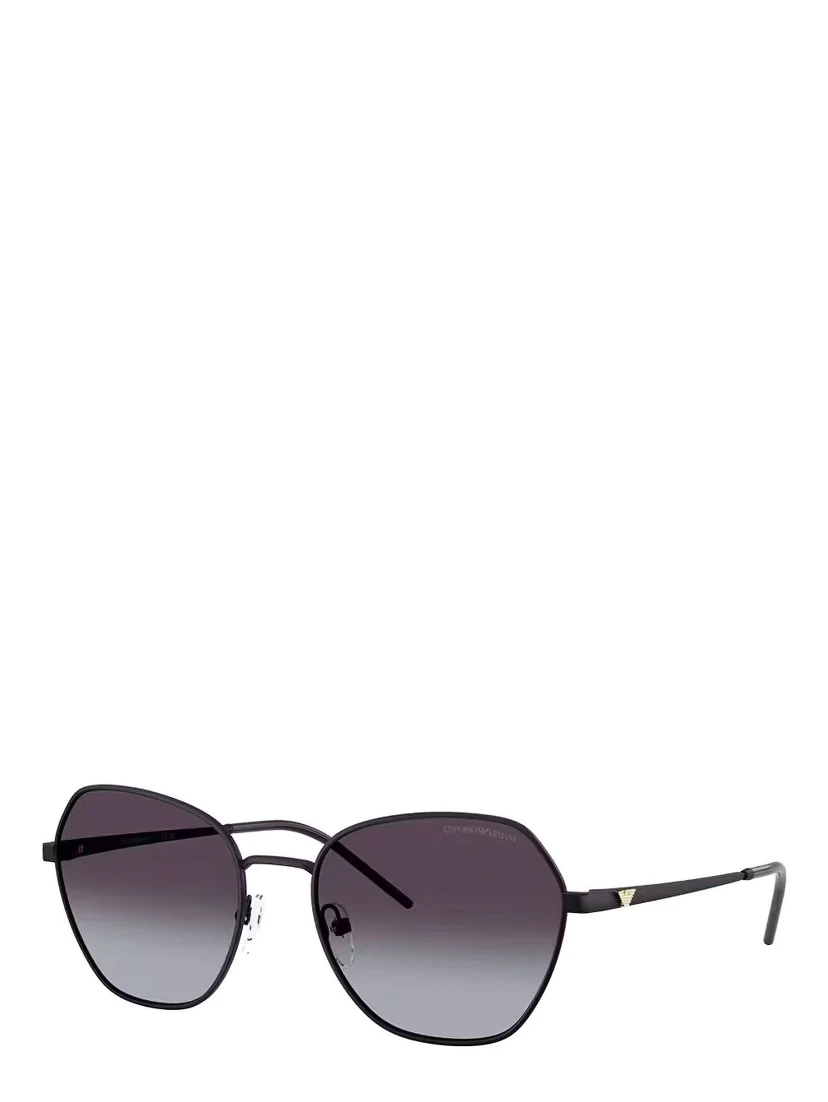 Irregular-shaped sunglasses