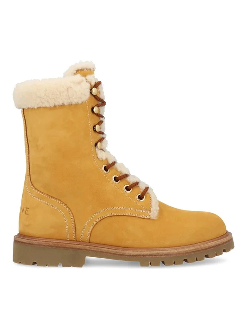 Lace-up ankle boots in shearling