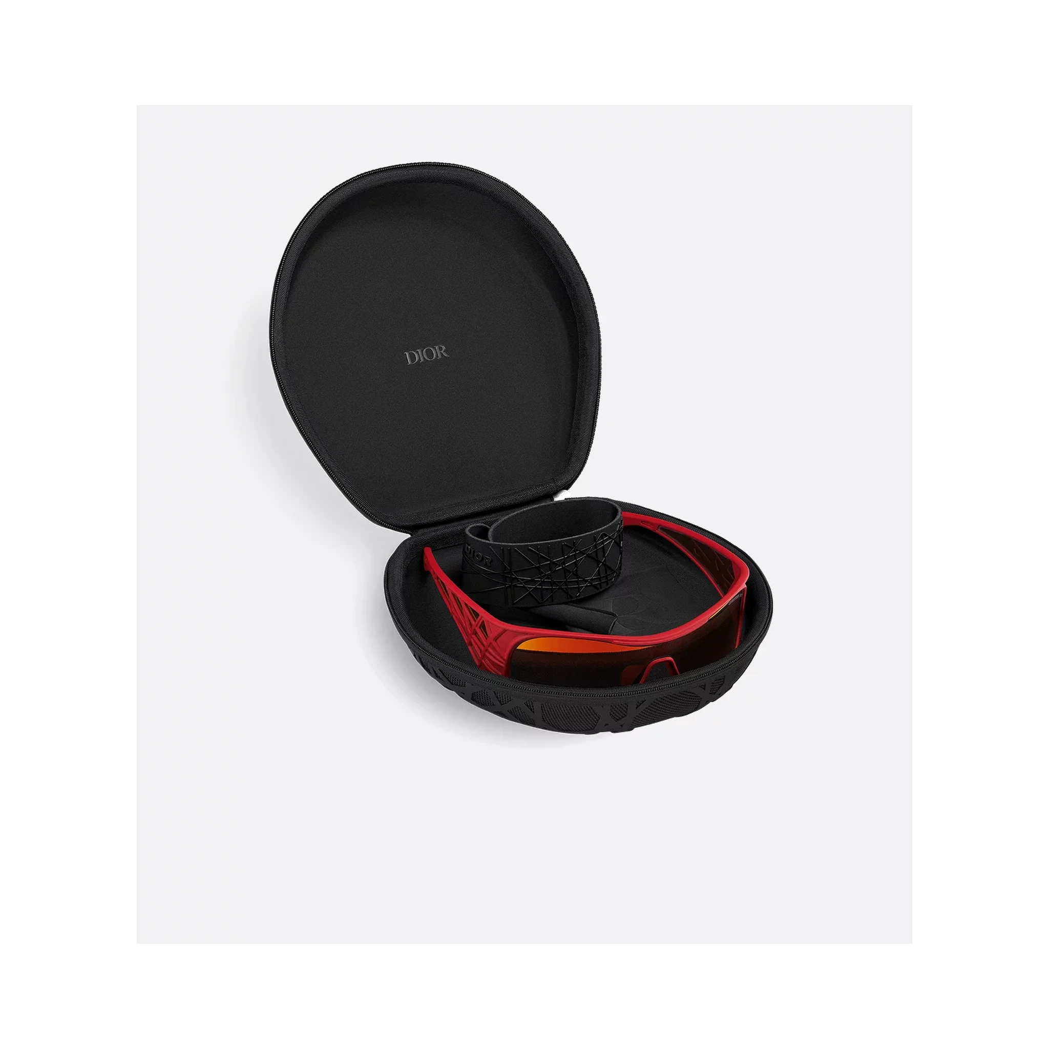 "DiorFluidCannage M1I Dior and Lewis Hamilton"