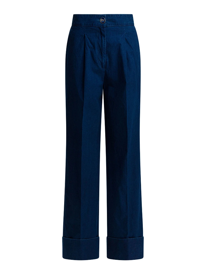 Wide-leg jeans with pleats