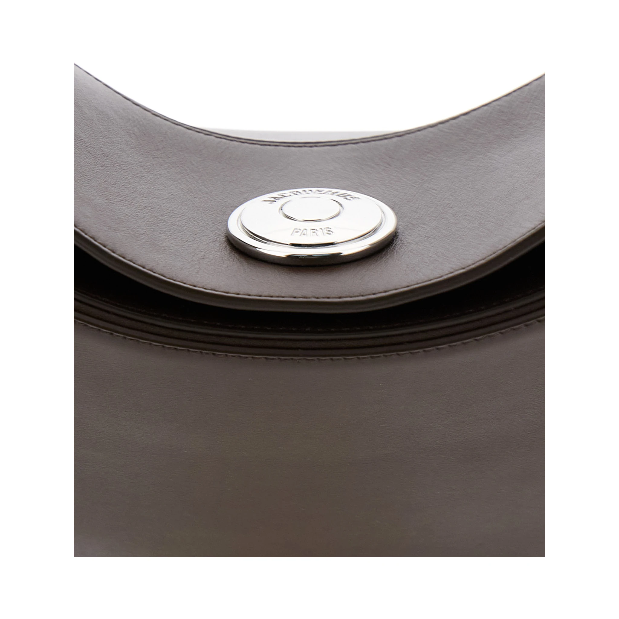 Le Calisso Rond Large Brown Shoulder Bag with Adjustable Strap and Embossed Logo in Leather Woman