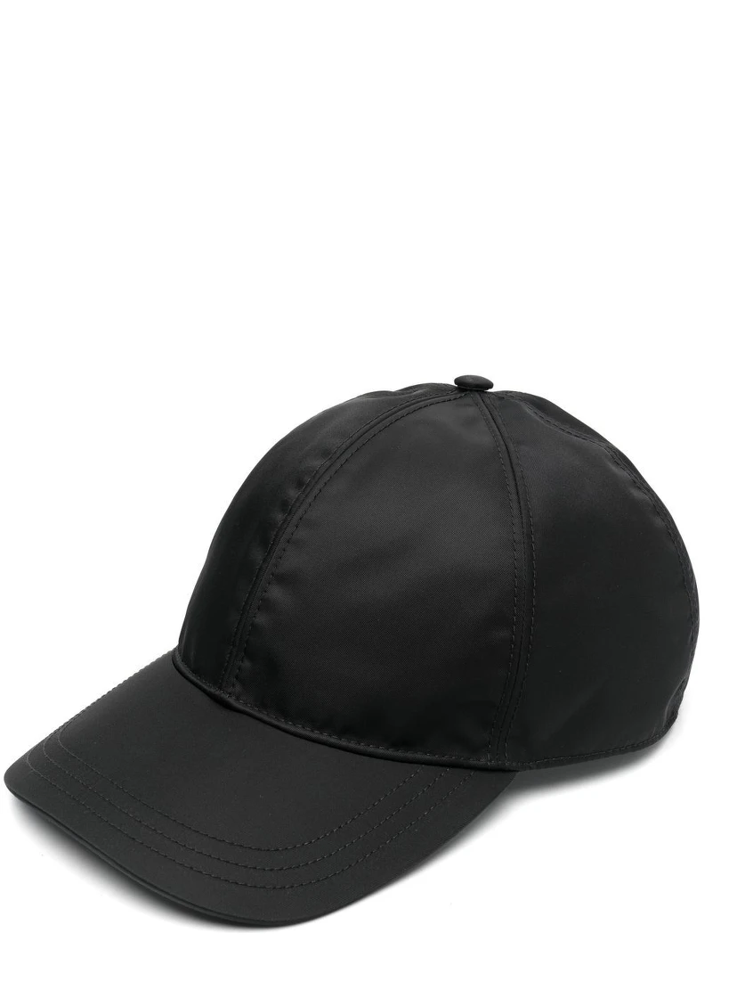 Trucker hat in Re-Nylon