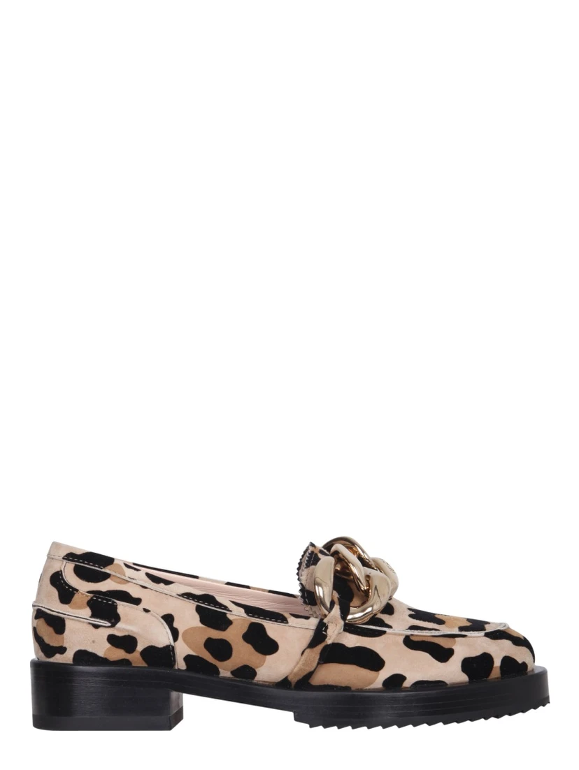 MOCCASINS WITH OVERSIZED CHAIN