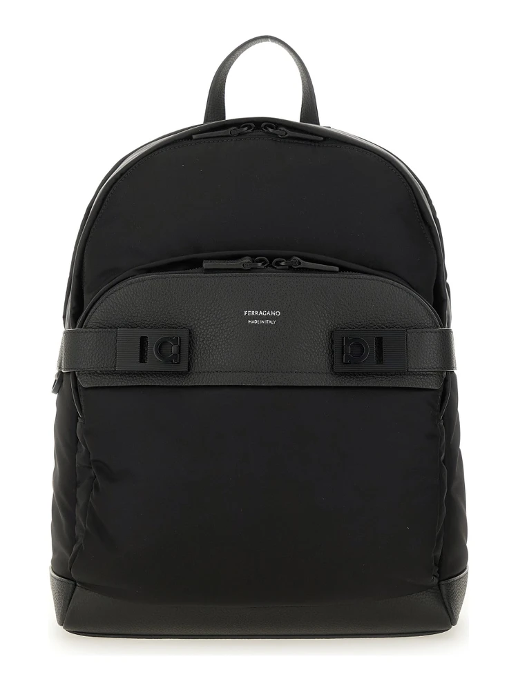 BACKPACK WITH BUCKLES "HOOKS"