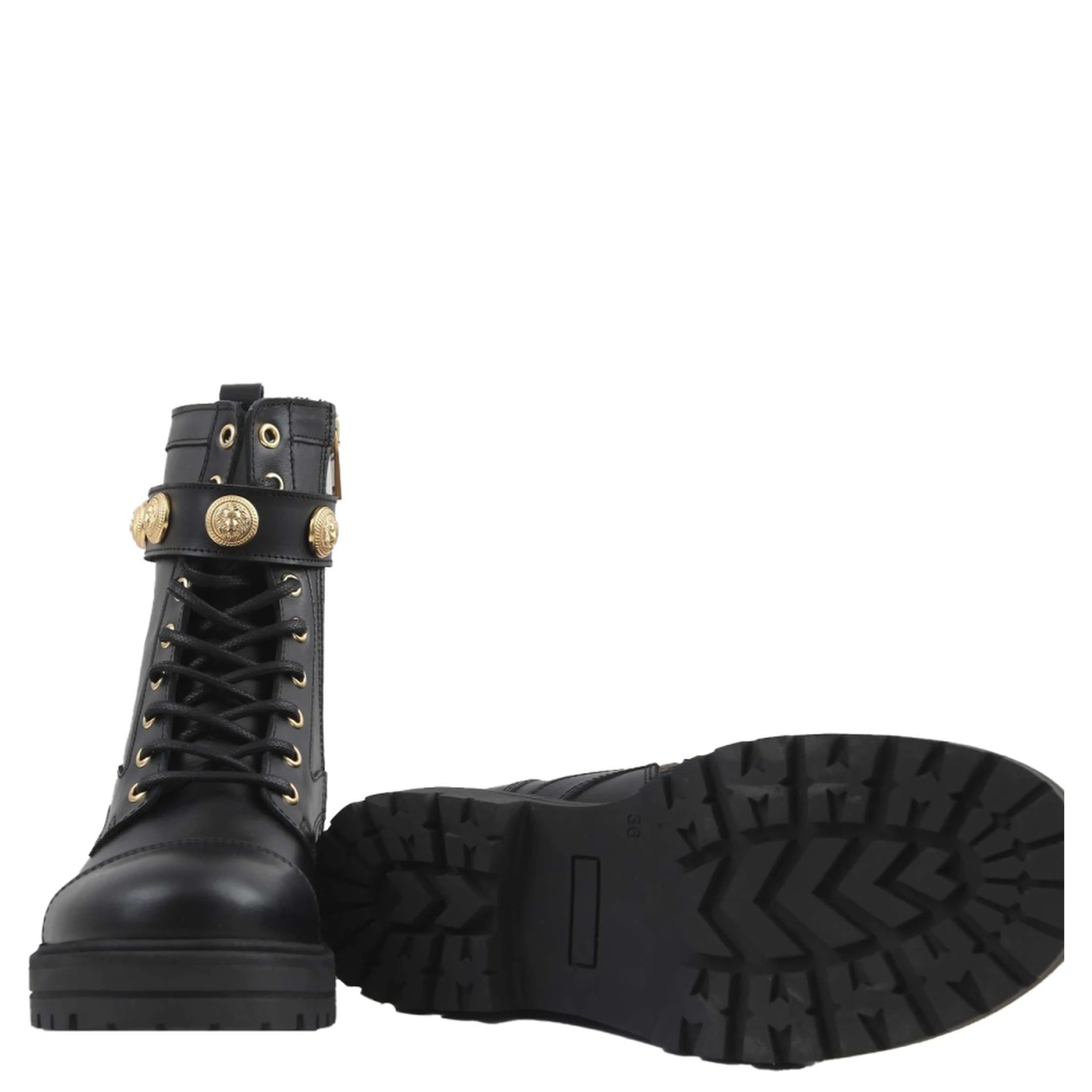 AMPHIBIAN WITH LACES