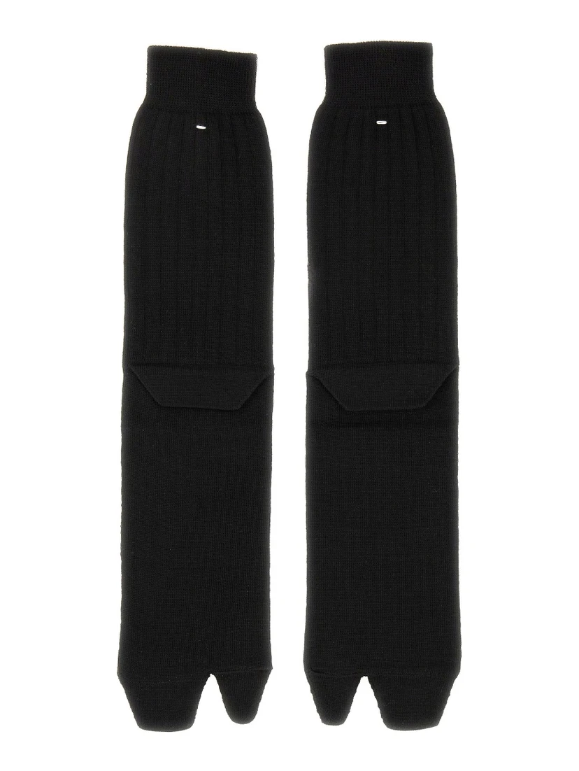 TABI SOCKS.