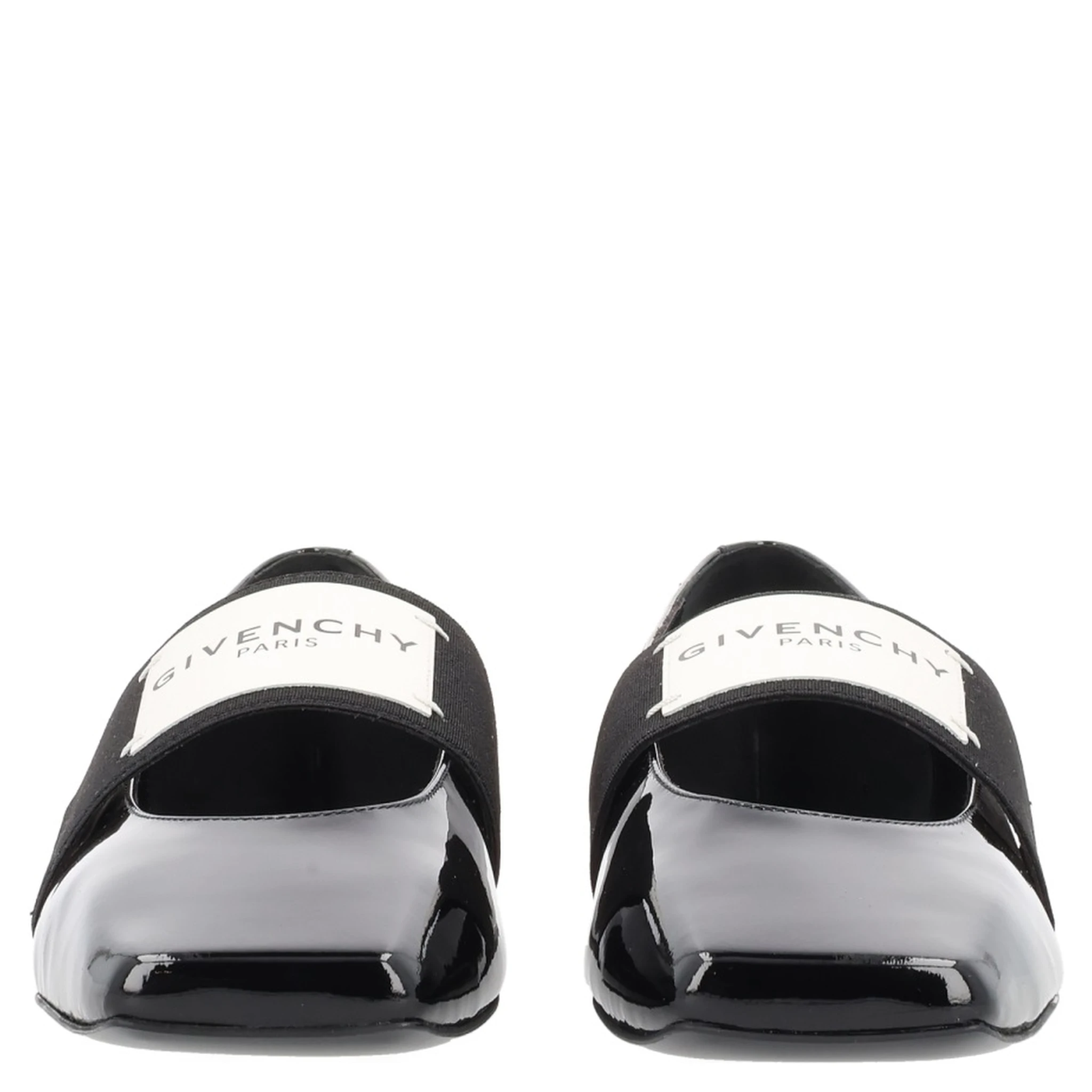 "SLICED SQUARE" DANCER