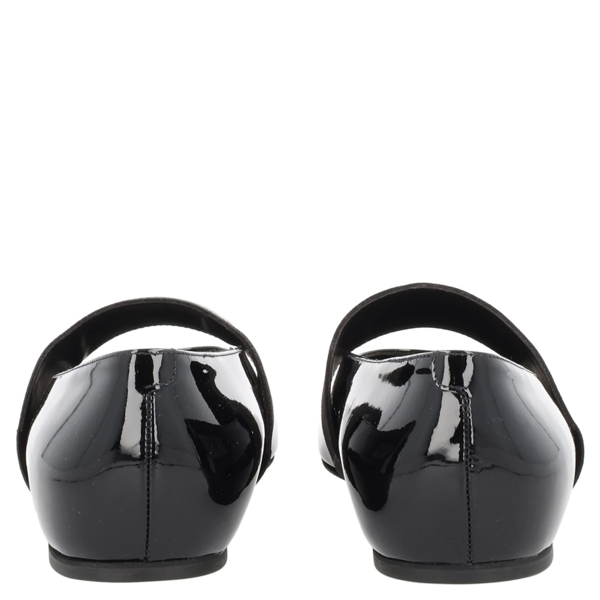 "SLICED SQUARE" DANCER