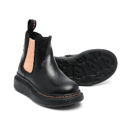 ANKLE BOOT WITH CONTRASTING ELASTIC ON THE SIDE