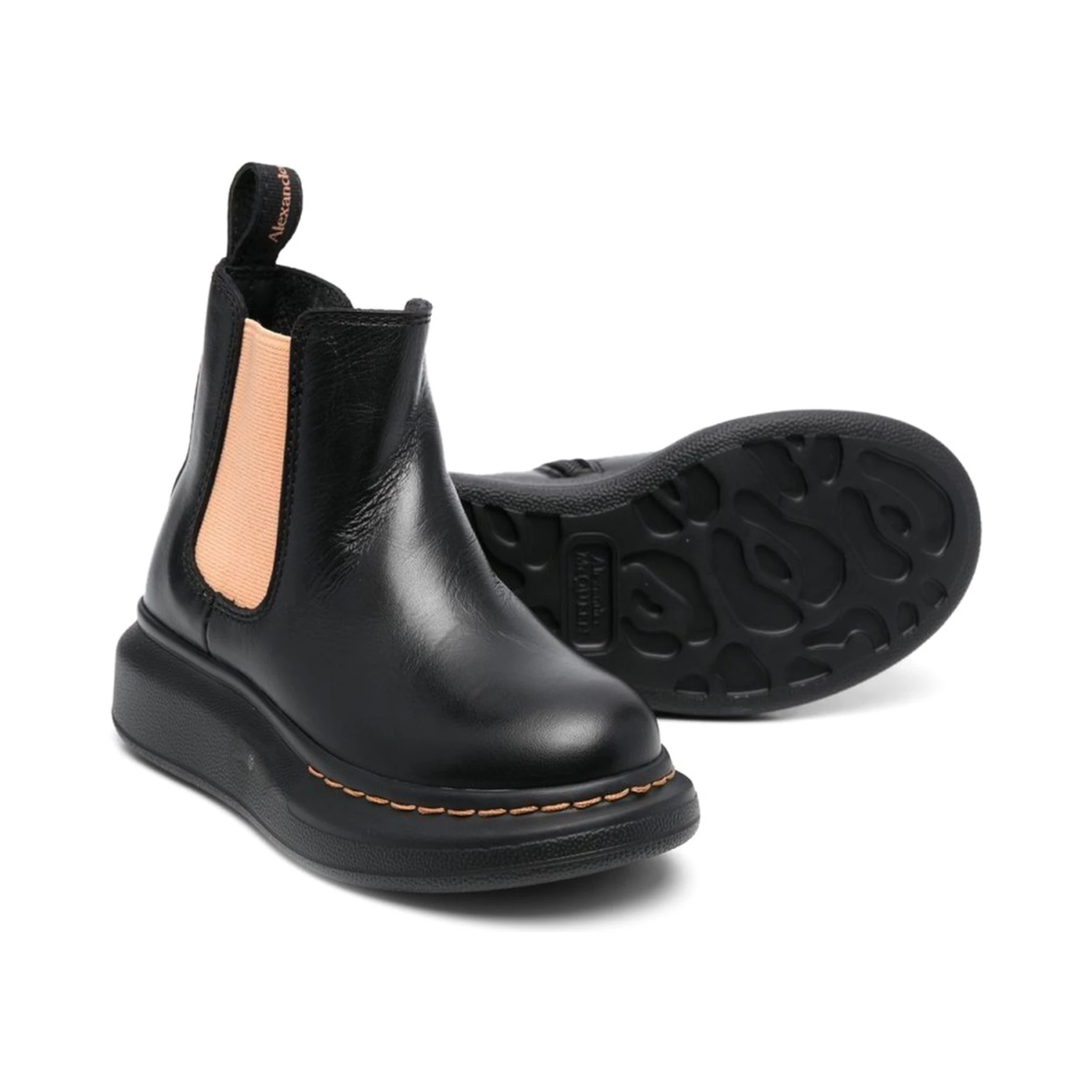 ANKLE BOOT WITH CONTRASTING ELASTIC ON THE SIDE