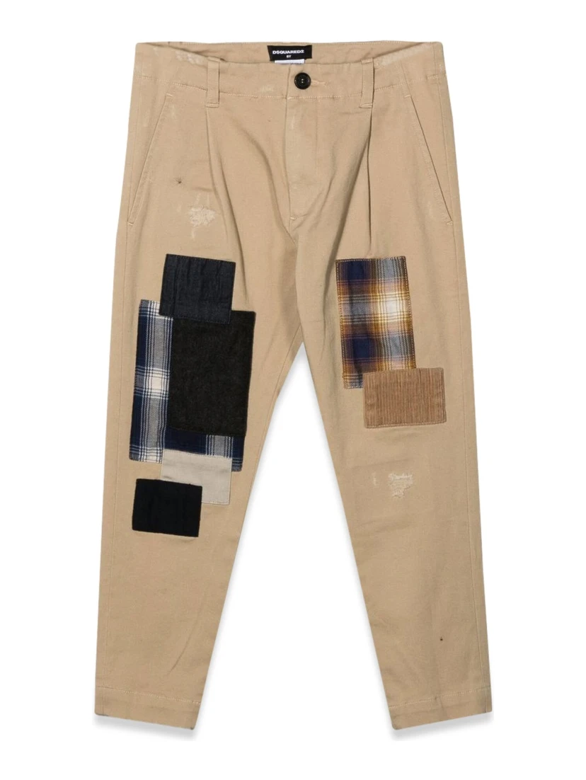 PANTS WITH PATCHES