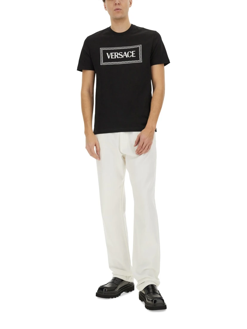 T-SHIRT WITH '90S VINTAGE EMBROIDERED LOGO