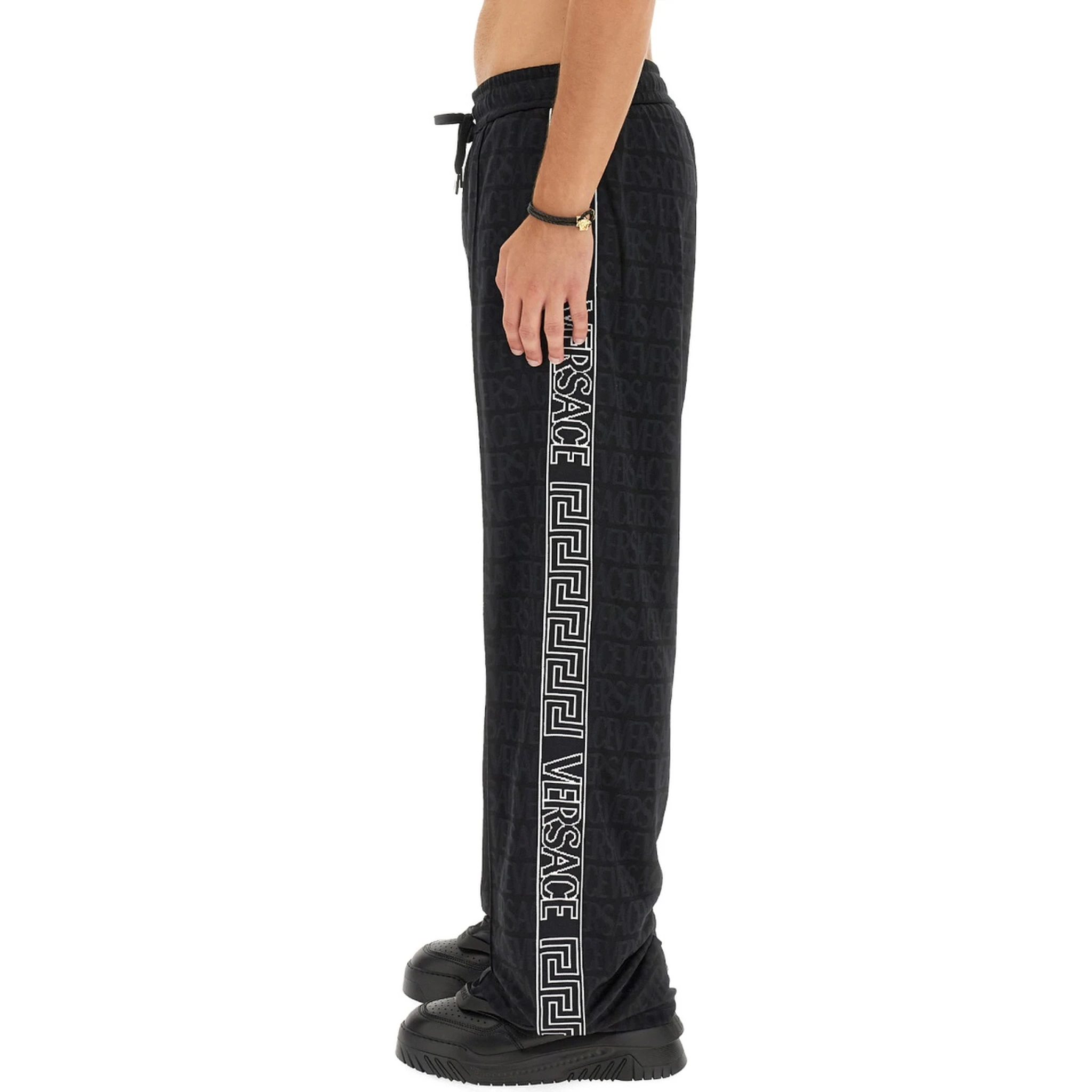 JOGGING PANTS