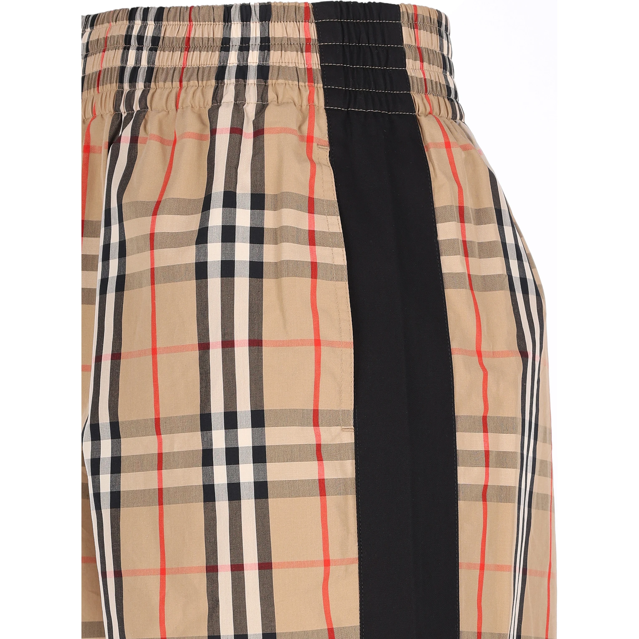 Burberry RTW... Beige