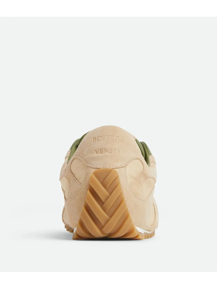 "Orbit Flash" sneakers alternative