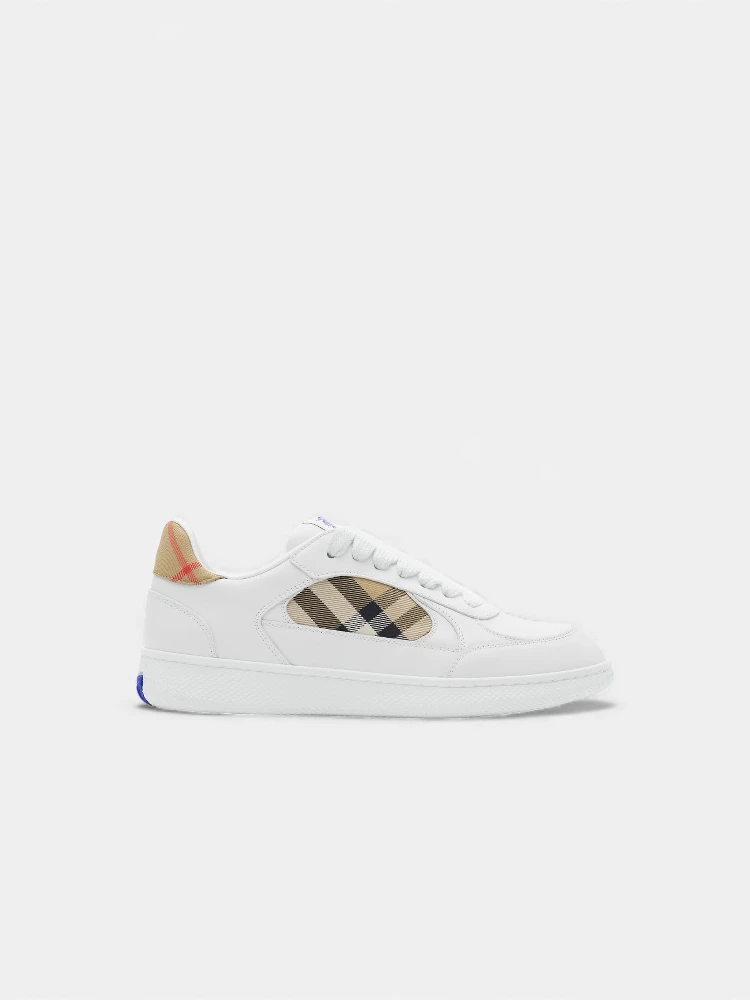 BURBERRY sneakers