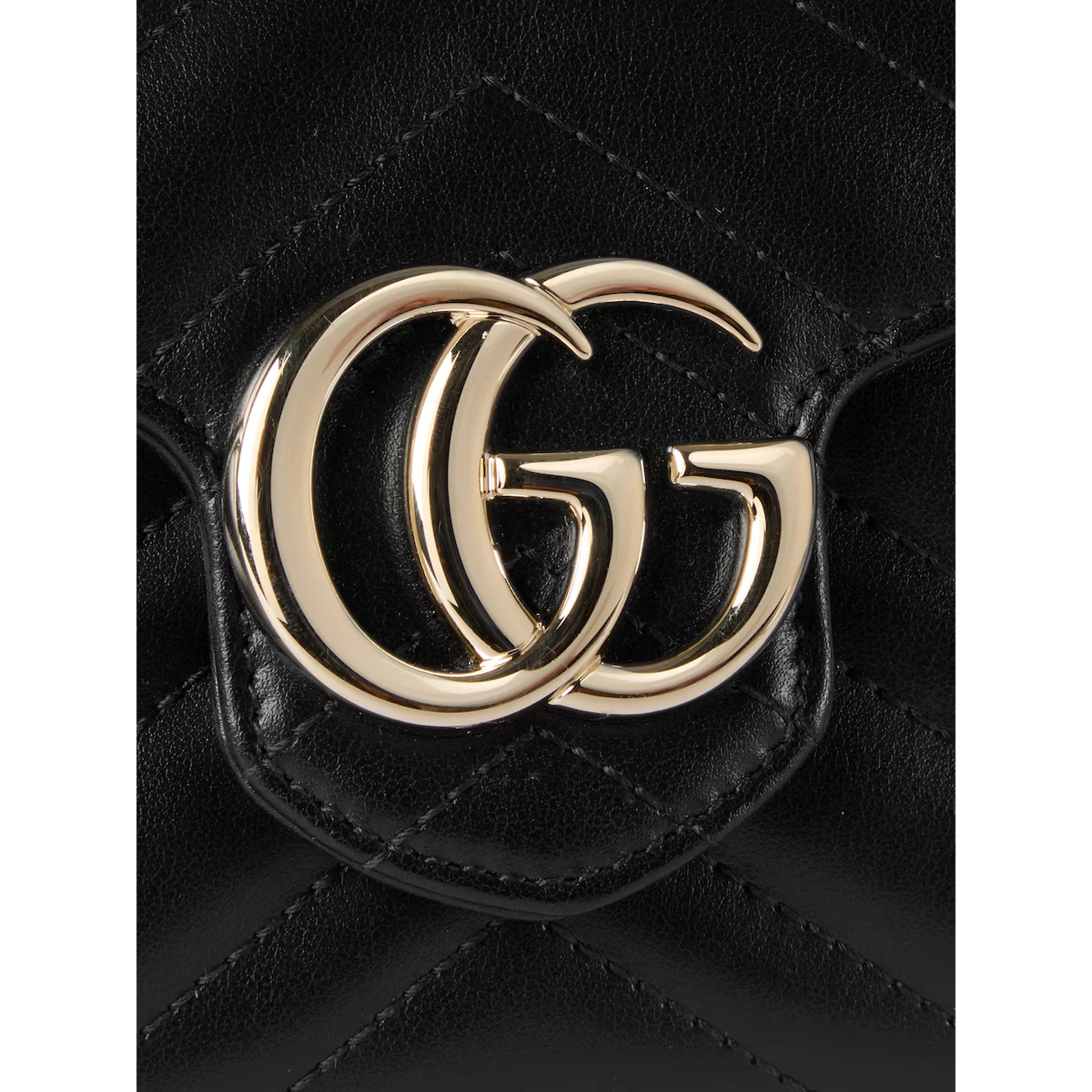 GG Marmont wallet on chain