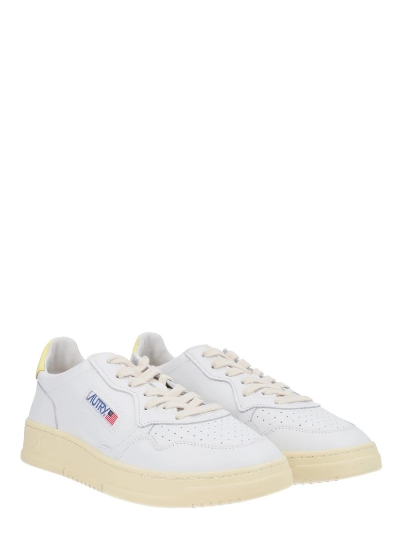 "MEDALIST LOW" SNEAKER