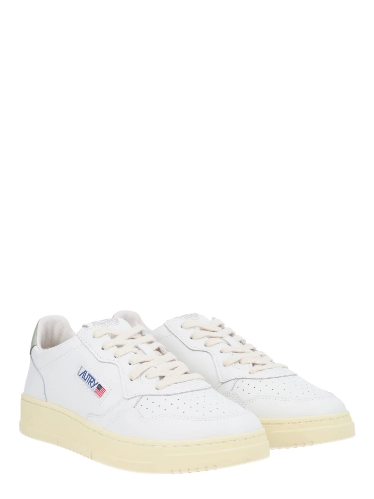 "MEDALIST LOW" SNEAKER alternative